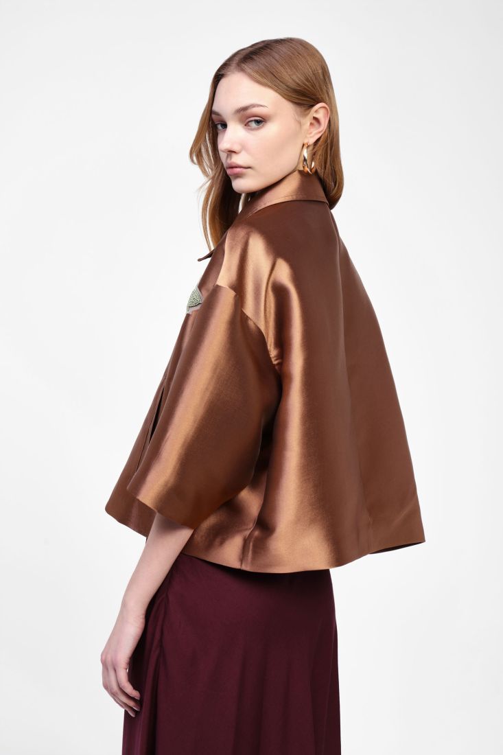 Blazer corto con flor bordada - DIXIE