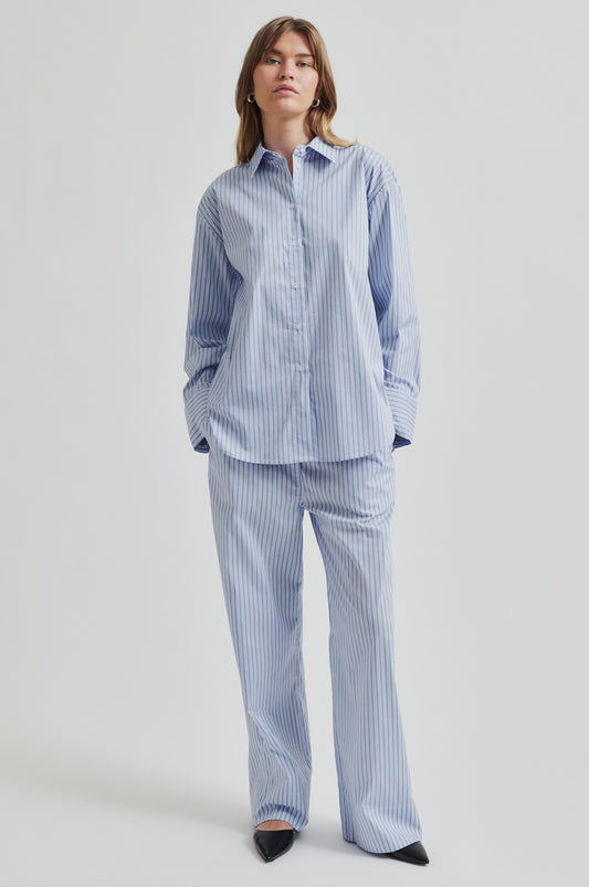 Camisa de algodon ajustable