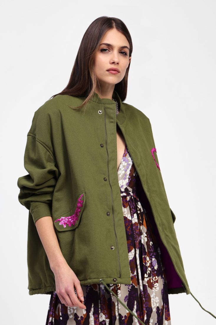 Chaqueta verde con corazones de lentejuelas – DIXIE