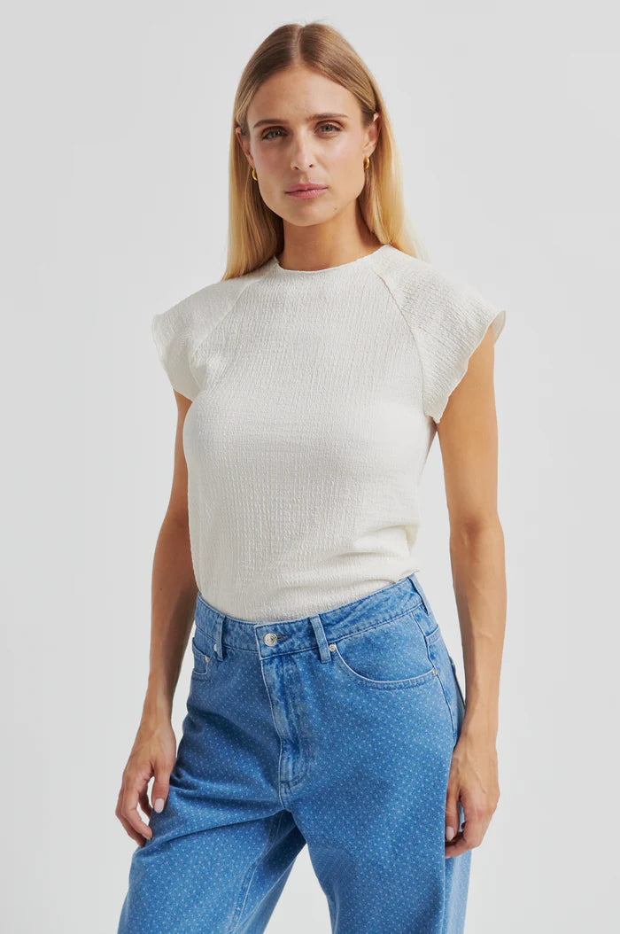 PARIA TEE – SECOND FEMALE