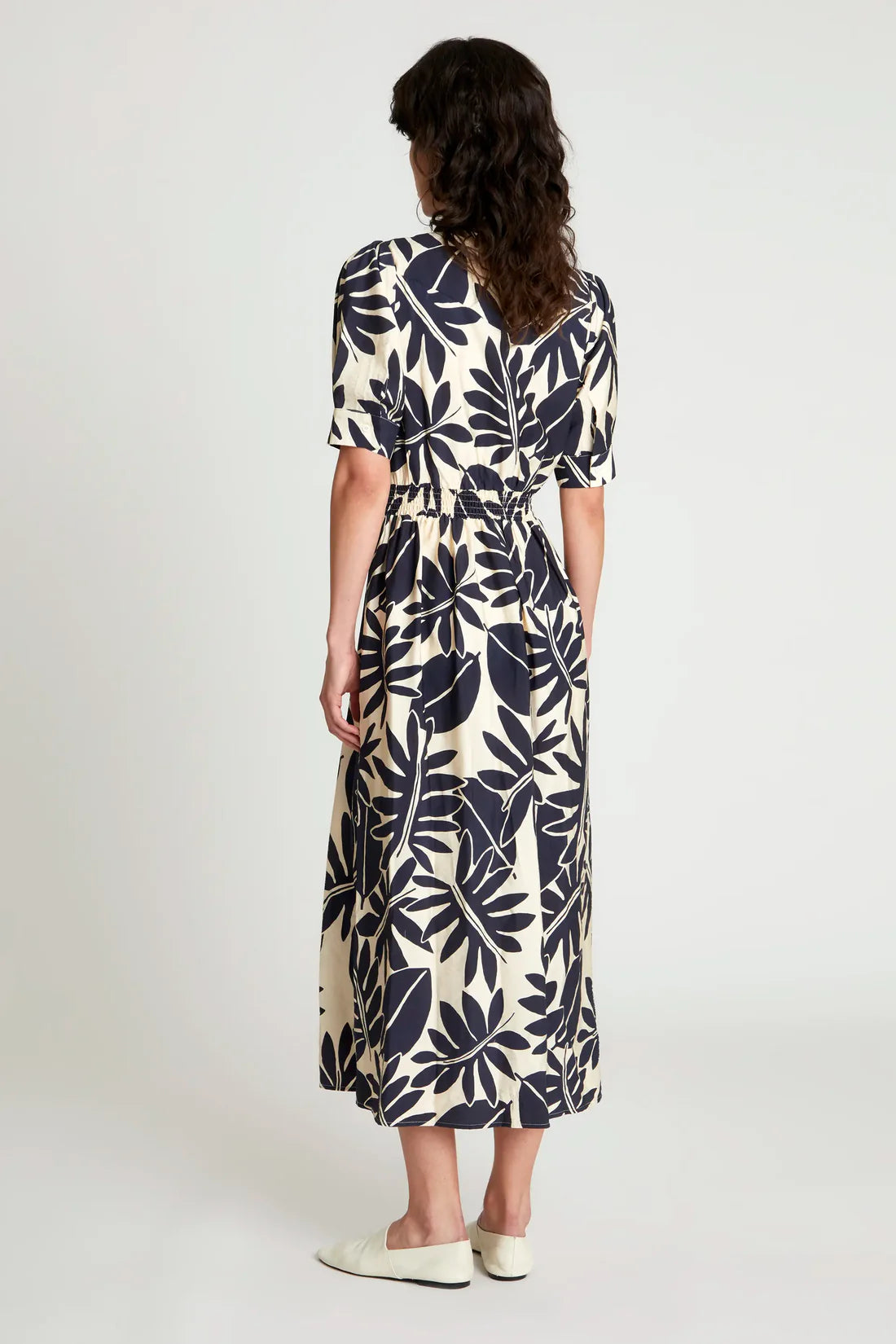 Vestido midi camisero – estampado floral