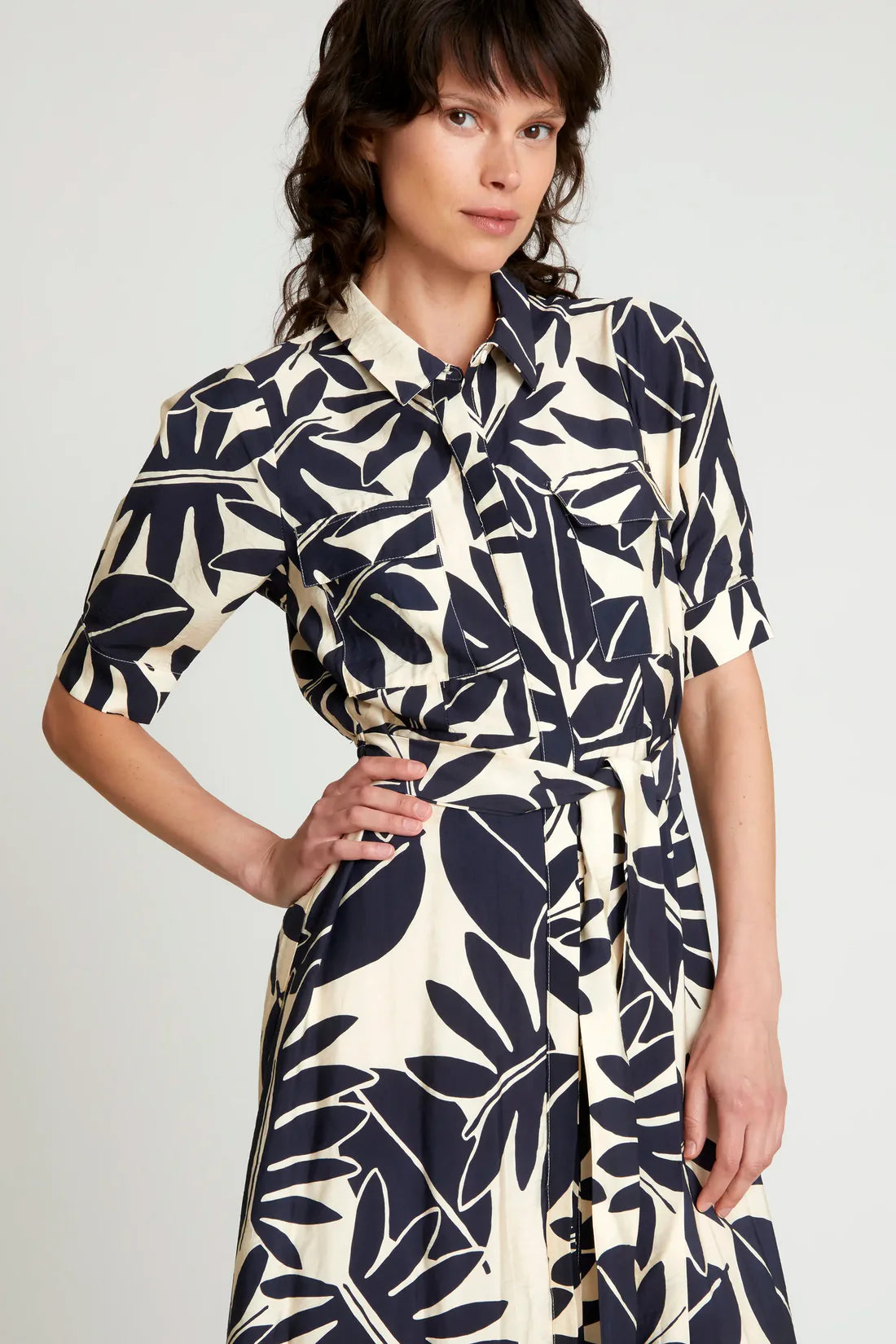 Vestido midi camisero – estampado floral
