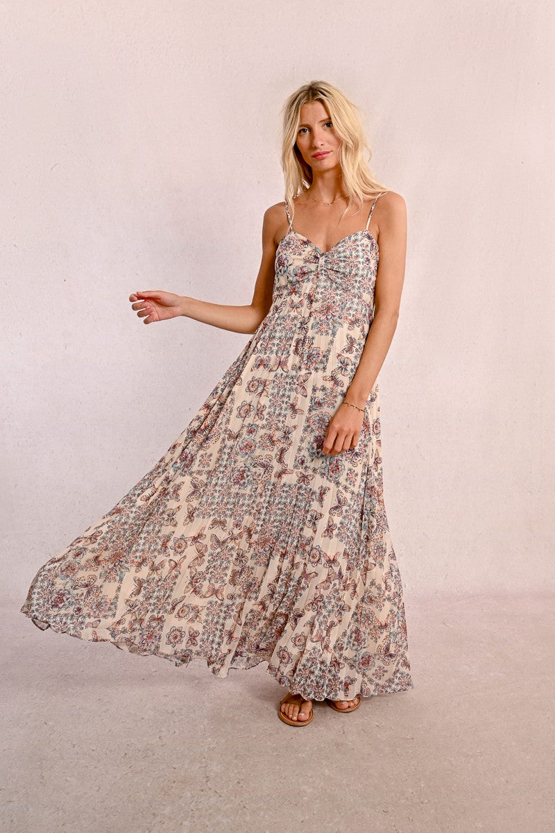 Vestido largo plisado – con estampado